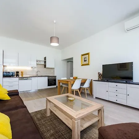 Judita Apartment